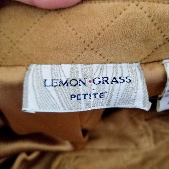 Lemon Grass Petite quilted jacket camel color - Picture 4 of 7
